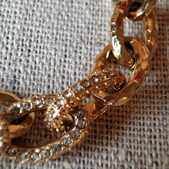 Stella and Dot Shiny Gold Tone Rhinestone Encrusted and Hammered Link Bracelet - Picture 2 of 6